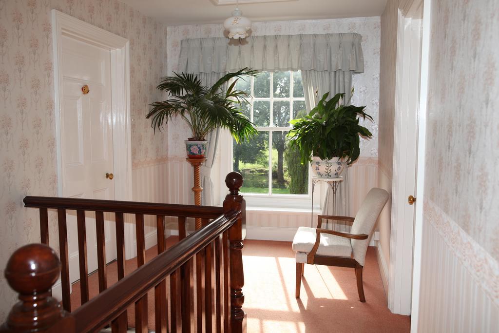 Weir Mill Farm Bed and Breakfast Cullompton Buitenkant foto
